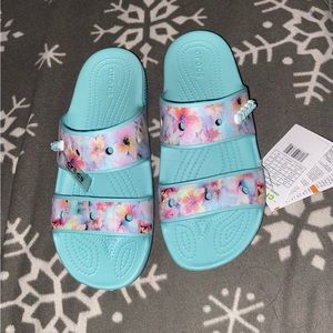 NWT Croc Sandals size 9 brand new never worn